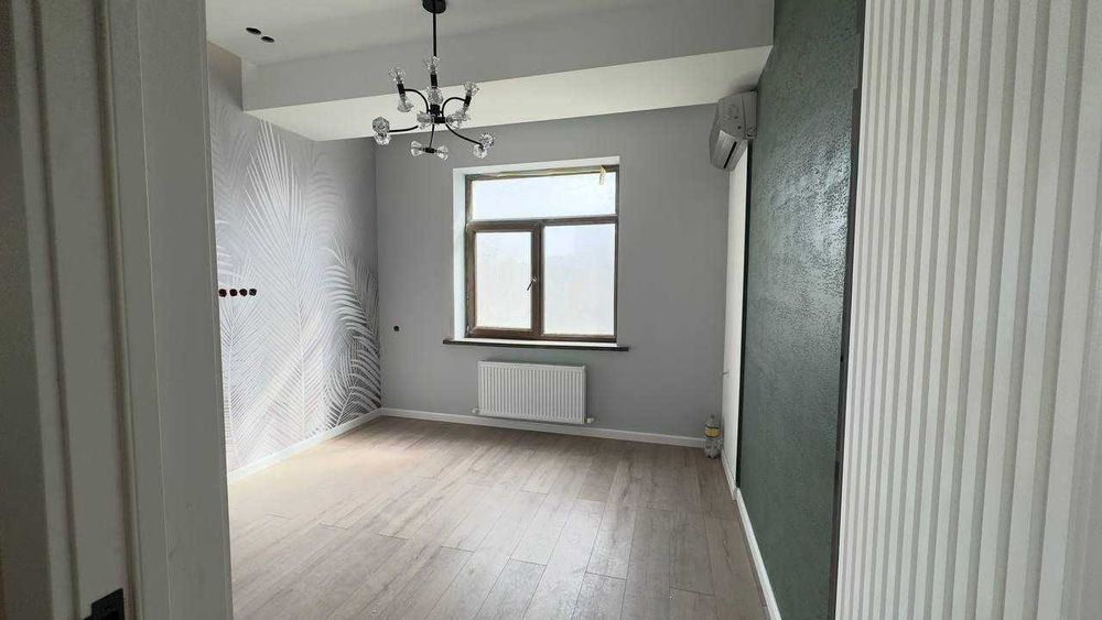 Срочно Продам 2х комн/3/10 В центре Метро БИЙ Евро квартира.2*