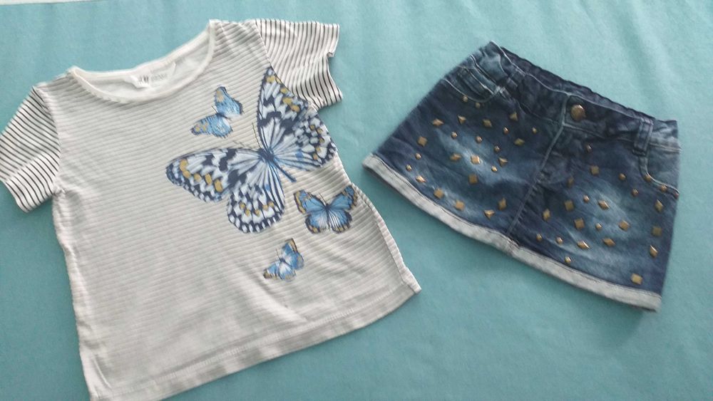 Много красиви фирмени комплекти всеки на 22-40лв.за брой. 3-4г.