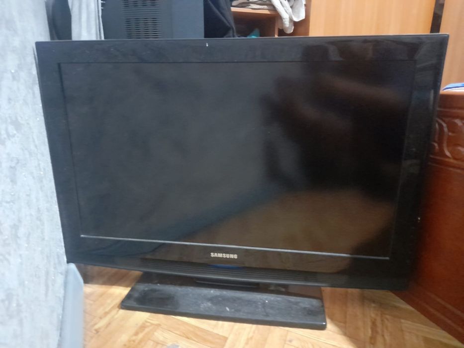 Продам телевизор