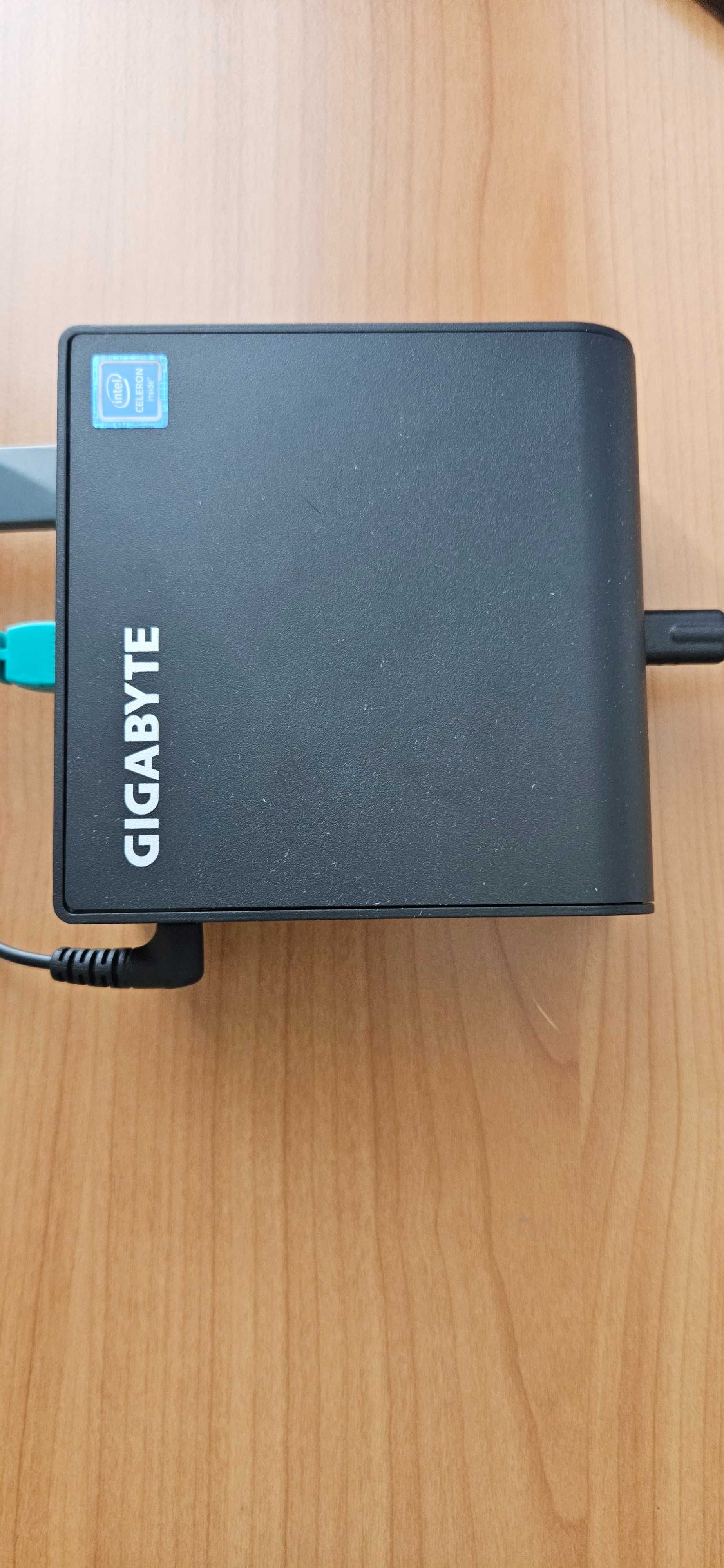 Продавам-GIGABYTE Brix BMCE-5105