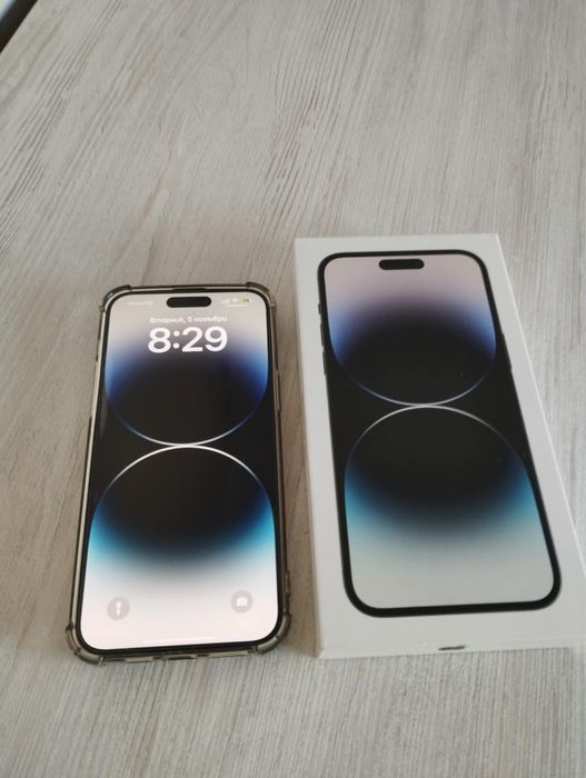 Ipfone 14 pro max  като нов 2 броя плюс зарядно