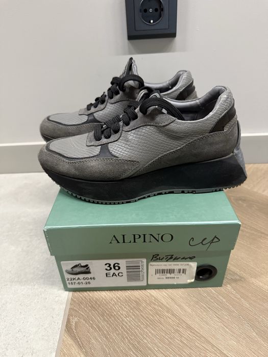 Кроссовки ботинки