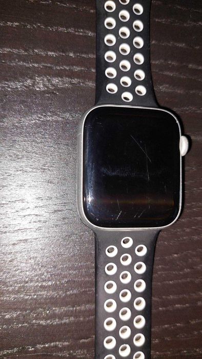 iWatch Series 4 - 4.4 mm - Клауднат