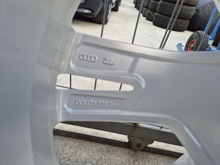 Джанти Audi 20 цола , 5х112 , 8.5j , et30 255/40/20