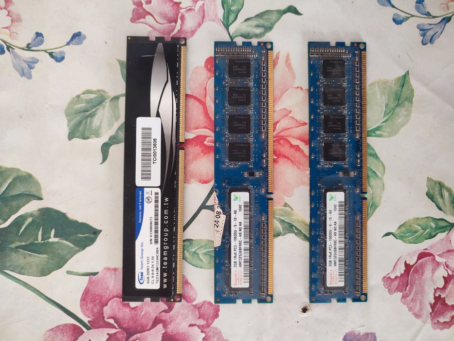 RAM DDR3 8GB (2x2GB + 4GB) - testate și

funcționale