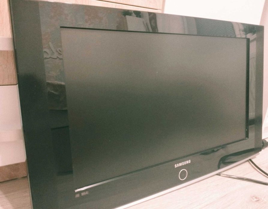 Televizor LCD monitor TV Samsung diagonala de 80 cm