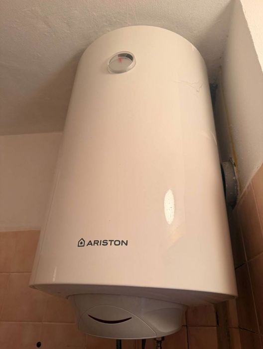 Бойлер Ariston 80л