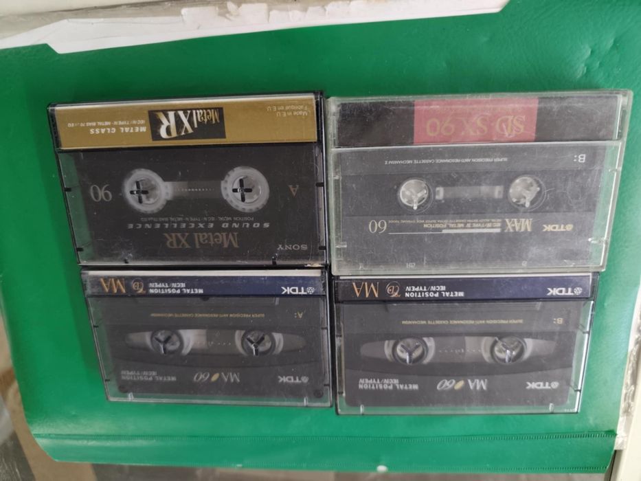 Лот аудио касетки 4 броя metal position