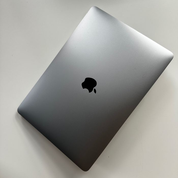 MacBook Pro 13” (M1, 2020)