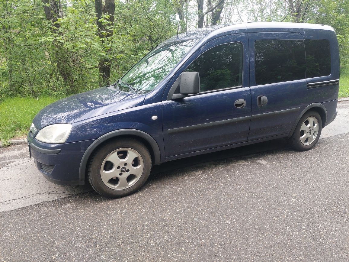 Vand opel combo 1.3diesel 2009