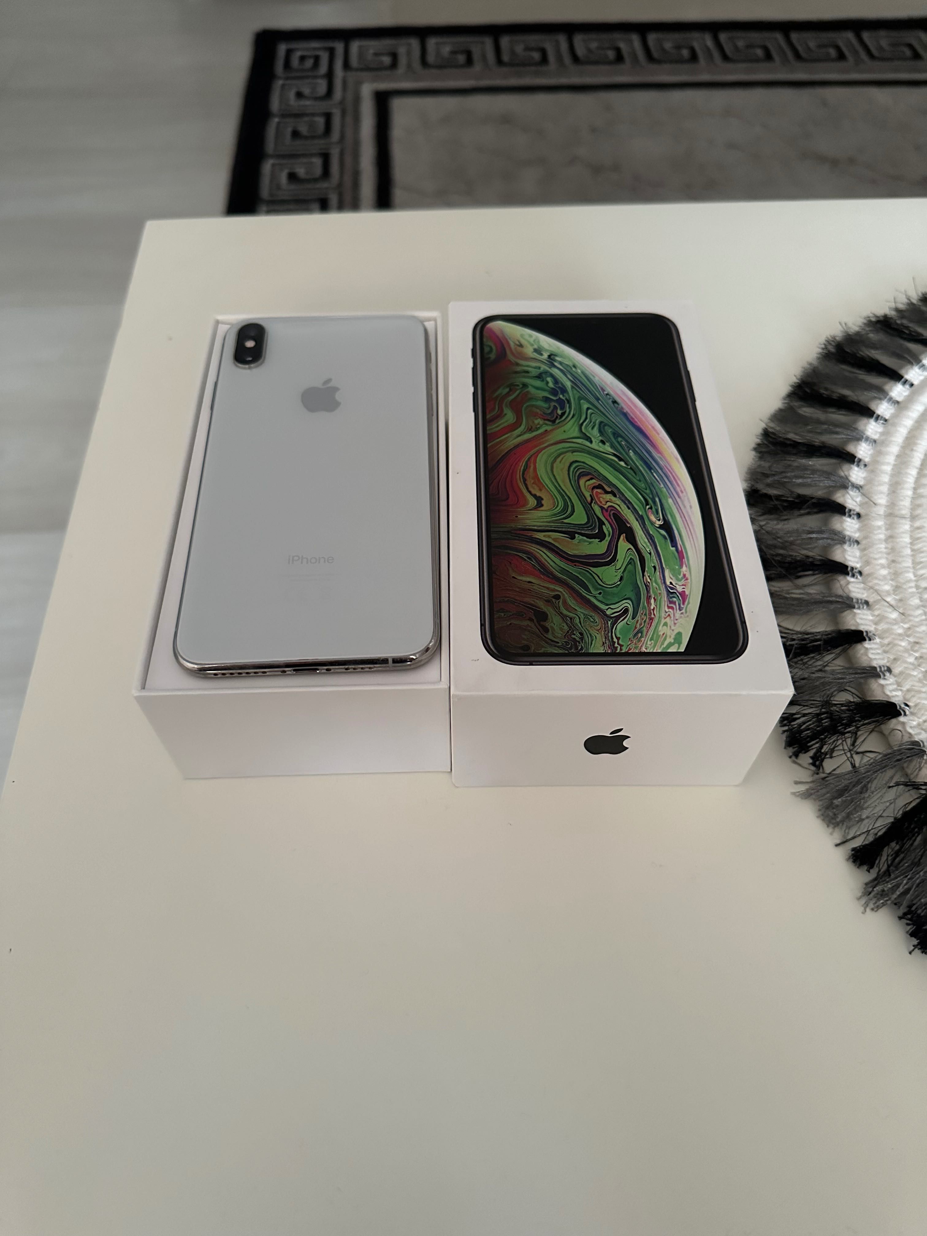 iPhone XS Max 64gb