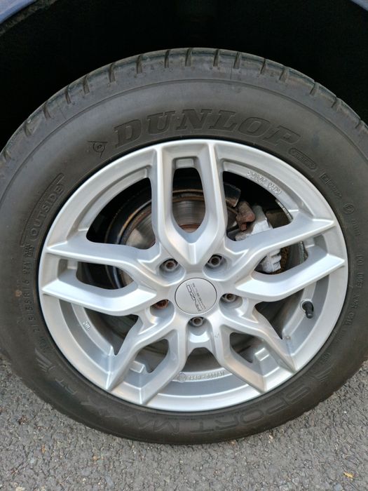 Audi A6 C5 – 1.9 TDI • Manuală • Albastru închis • 2002

Vând Audi A6