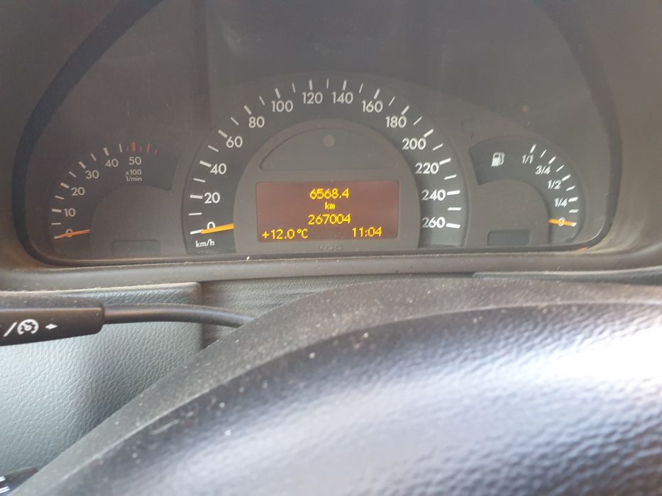 Мерцедес c2000 ku.136kn