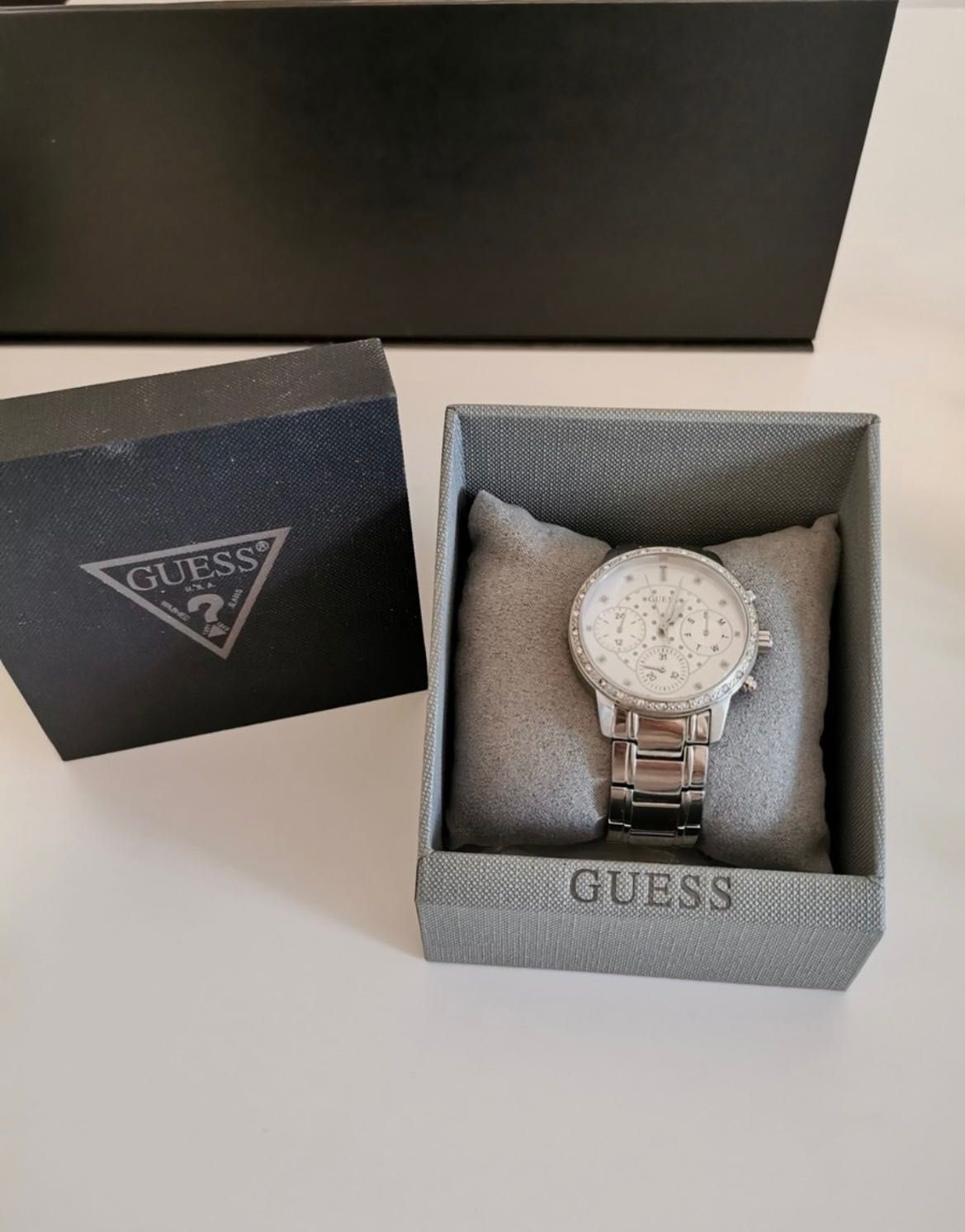 Дамски часовник Guess W1022L1