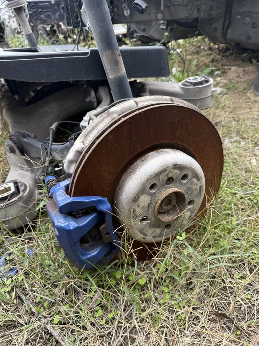 Комплект спирачни апарати с дискове БМВ Г30 М Bmw G30 M