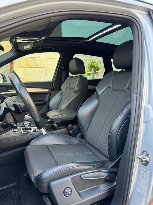 Audi Q5 • S-Line • Quattro • Matrix • Virtual • Pano • Keyless • Piele