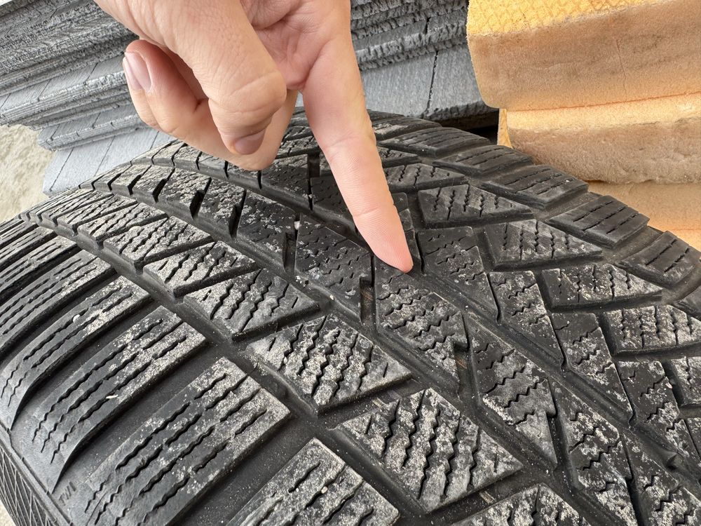 Set roti iarna - anvelope iarna + jante  Continental 285/45 R21