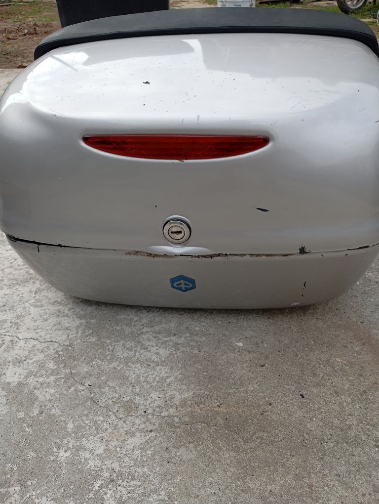 Куфар Piaggio X9