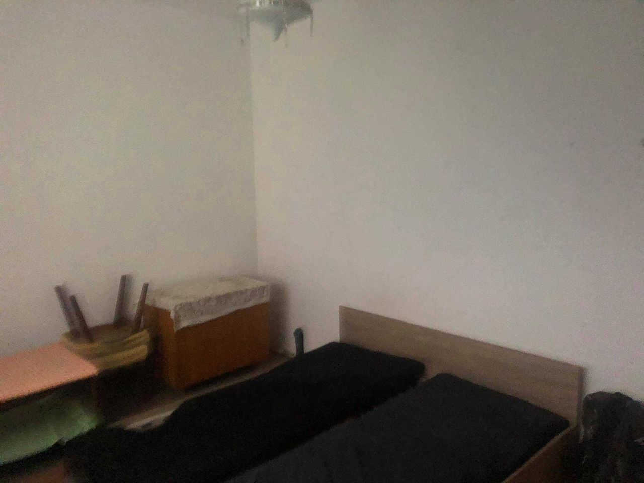 Продава се Тристаен апартамент в Пловдив, Христо Смирненски - 82 кв.м за 1037 €/кв.м - Снимка #1