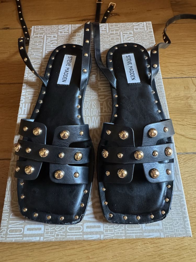 Сандали Steve Madden
