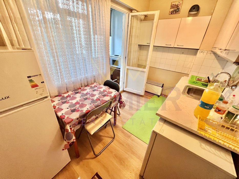 Дава се под наем Едностаен апартамент в Варна, Аспарухово - 42 кв.м за 249.9 € - Снимка #1