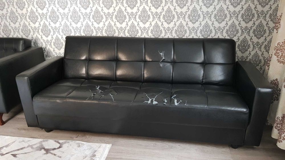 Продам б/у диван