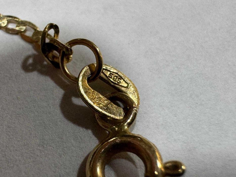 Златен синджир с кръст 14К