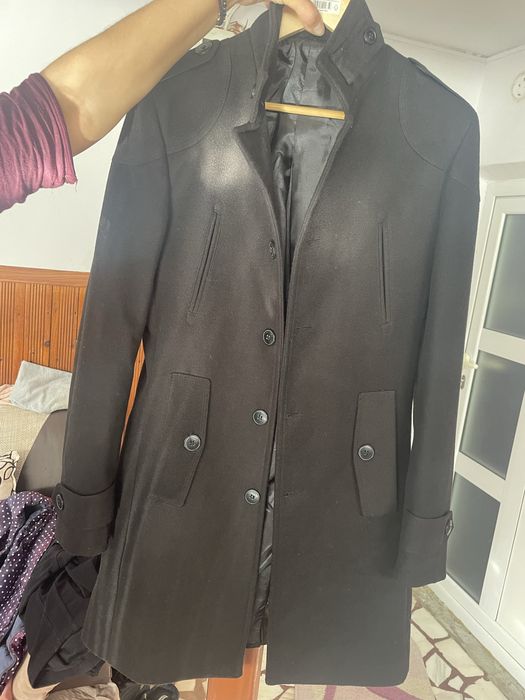 Vand paltoane barbatesti