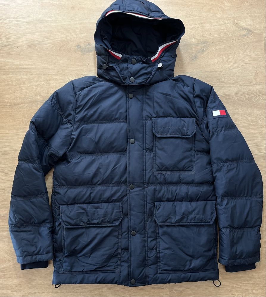 Tommy Hilfiger мъжко пухено яке размер М