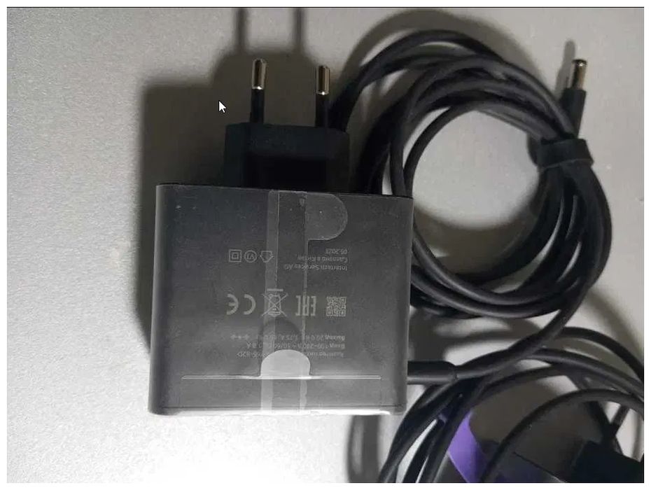 на Алису Макс Блок питания зарядка