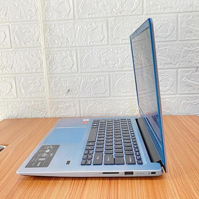 Ноутбук Acer Swift