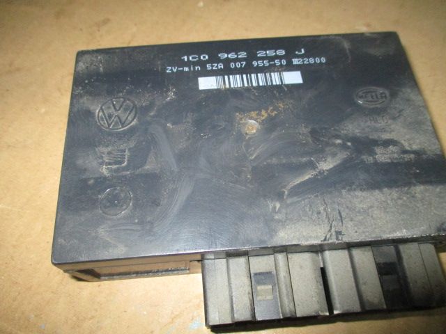Calculator modul confort Lupo Polo A2 Seat Skoda Golf Passat cod 258J