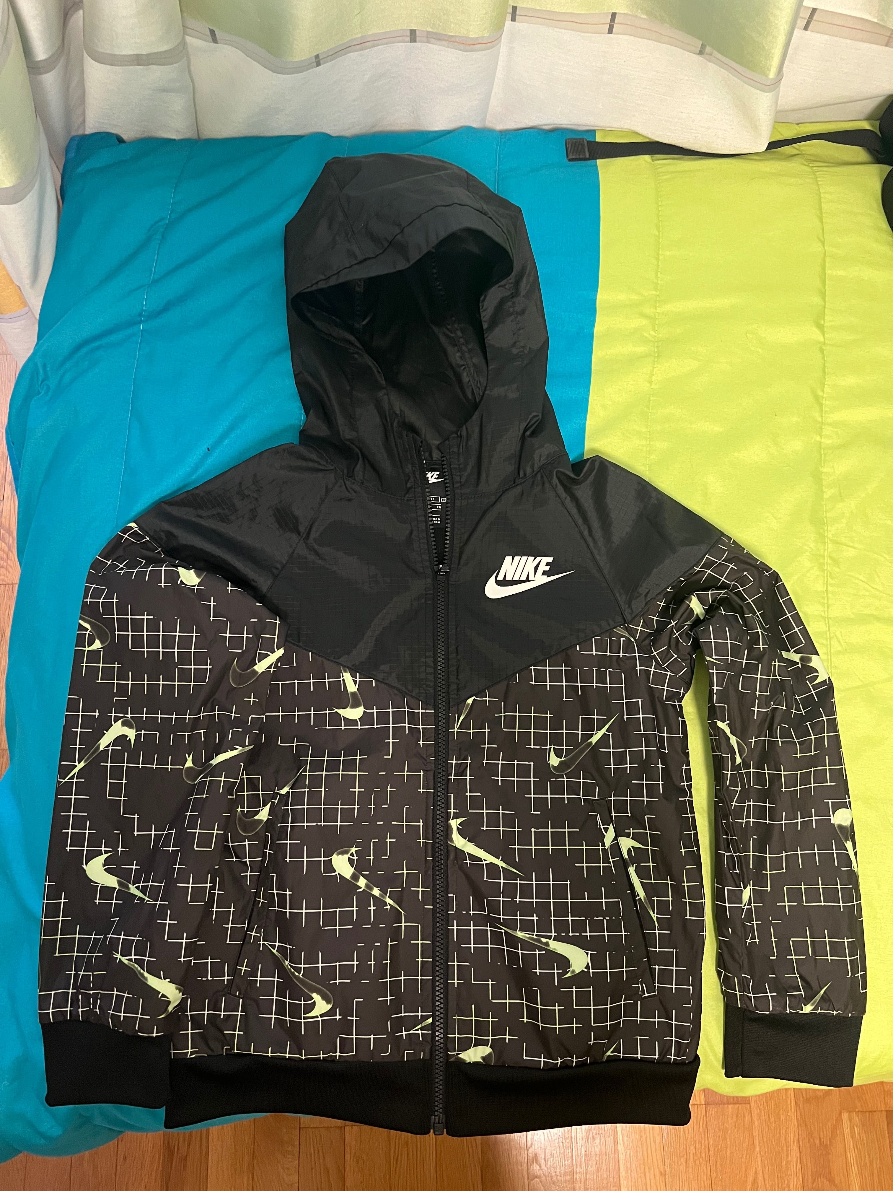 Детско яке Nike, ветровка размер S