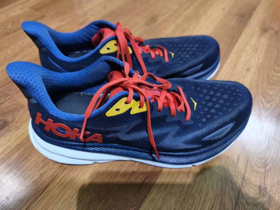 Hoka Clifton 9  44,5