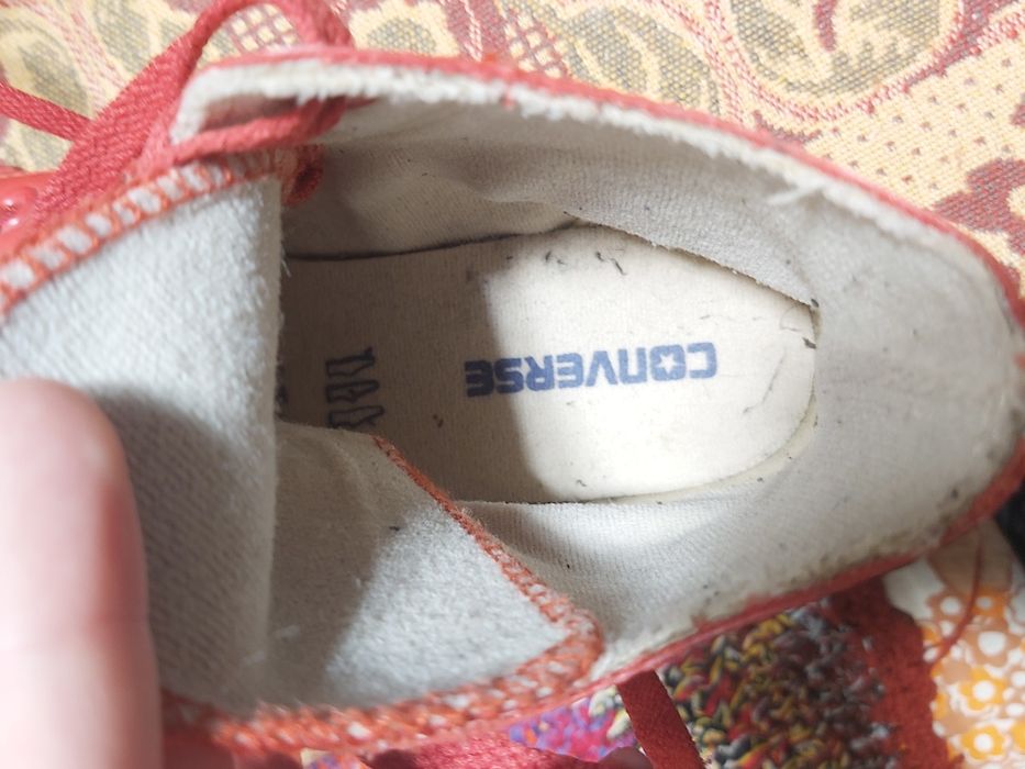 Converse rosii cauciuc