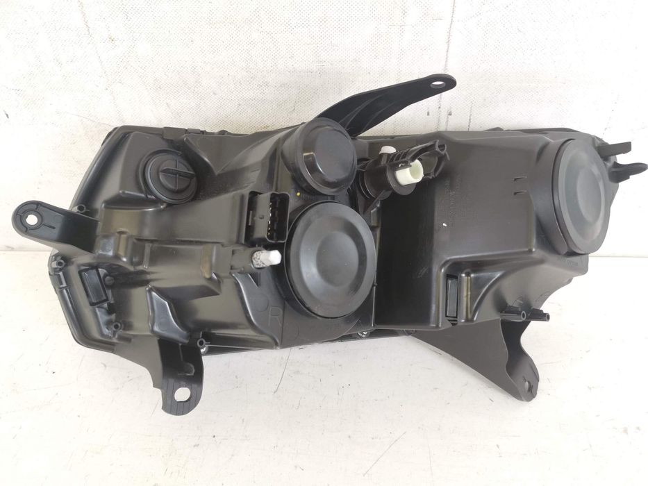 Десен фар Дачия Логан 2 / Dacia Logan 2 Оригинален, в добро състояние