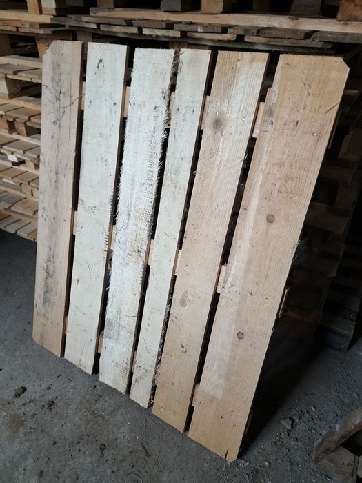 Paleti asigur transport