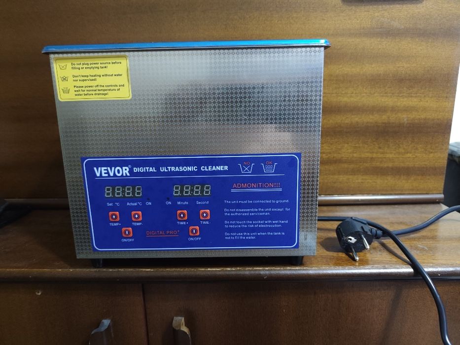 Ултразвукова вана Vevor 3литра и разтвор за почистване