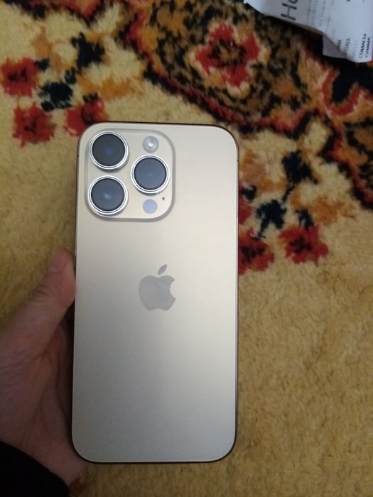 Продам Айфон 14 про 256 гб