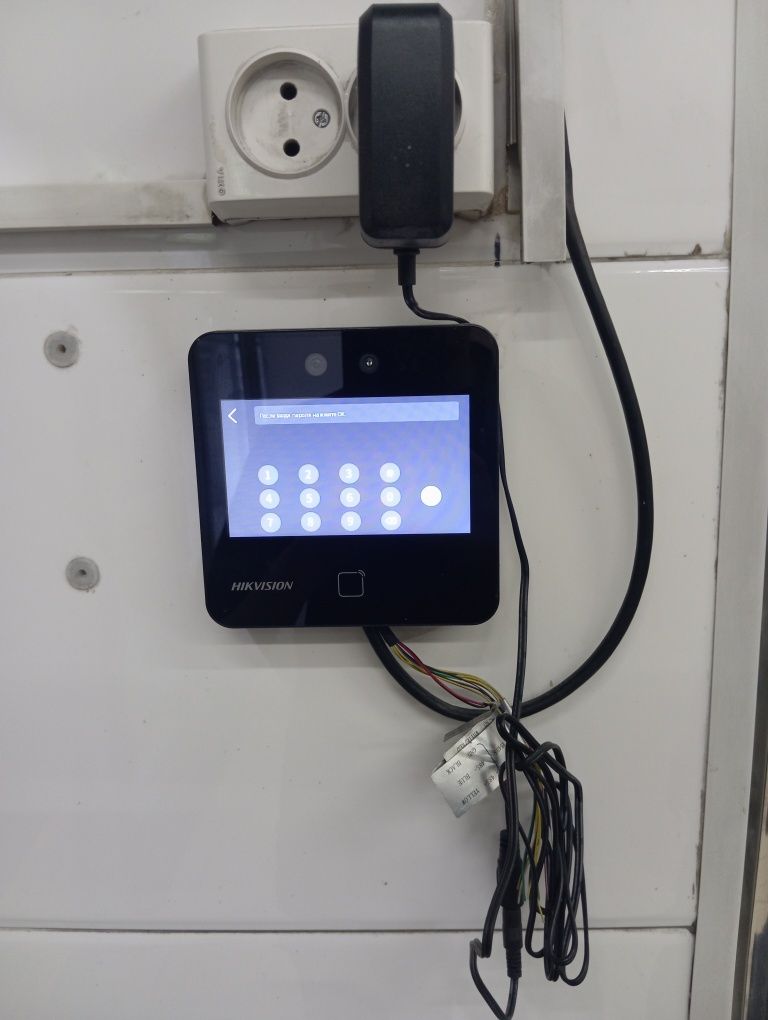 Face id sotiladi