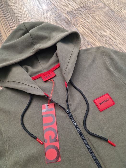 Страхотен мъжки спортен екип комплект размер L 
Най-висок клас материя