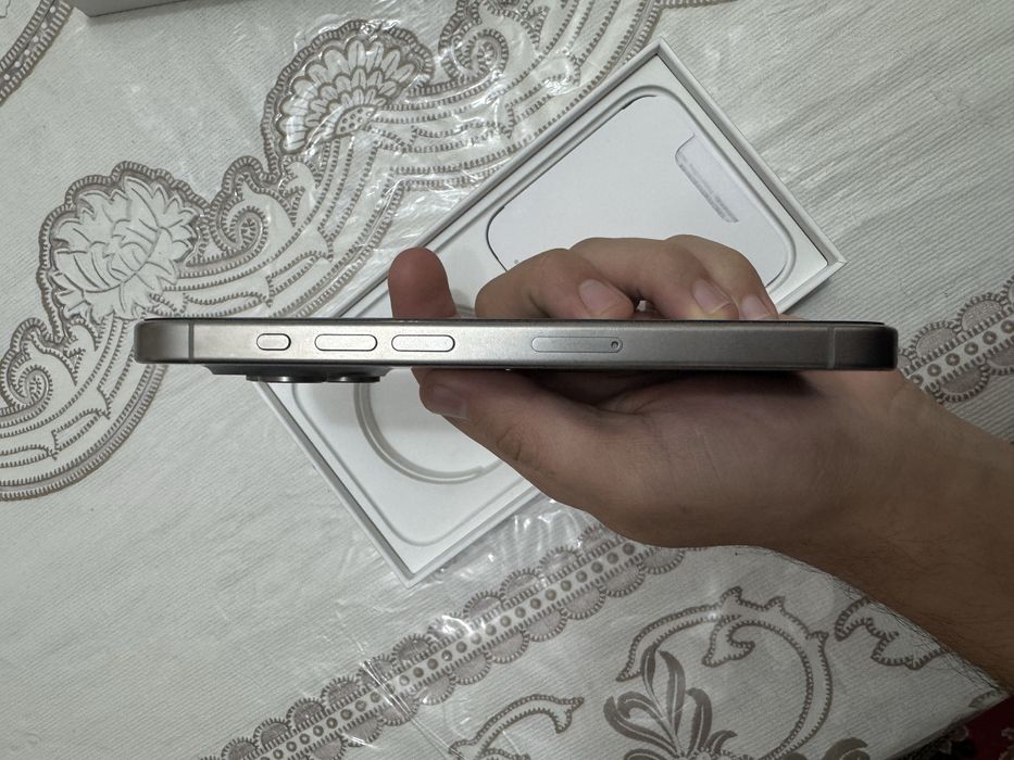 Iphone 15 pro 256gb natural