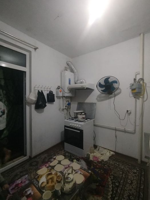 CHOSHTEPA 1 xona sotiladi