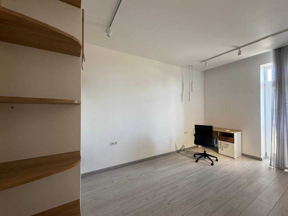 Продаётся 4-х комнатная квартира Габус