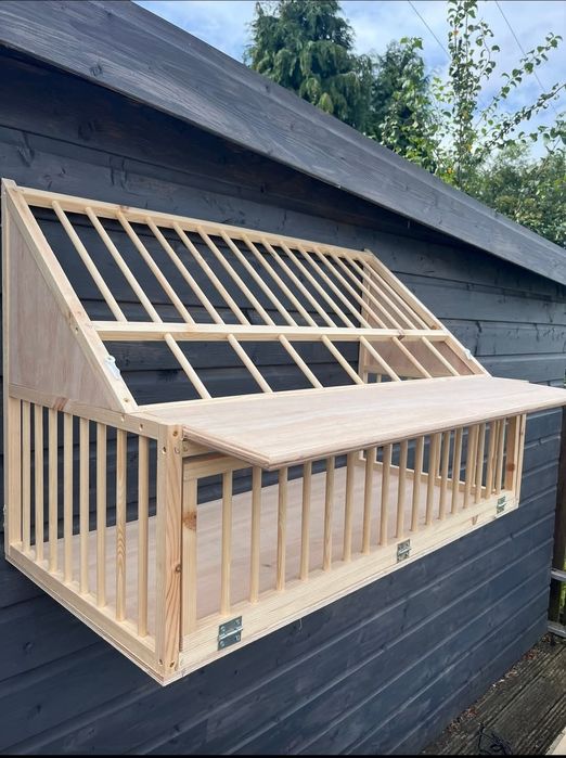 Sputnic/intrare  porumbei 300 lei