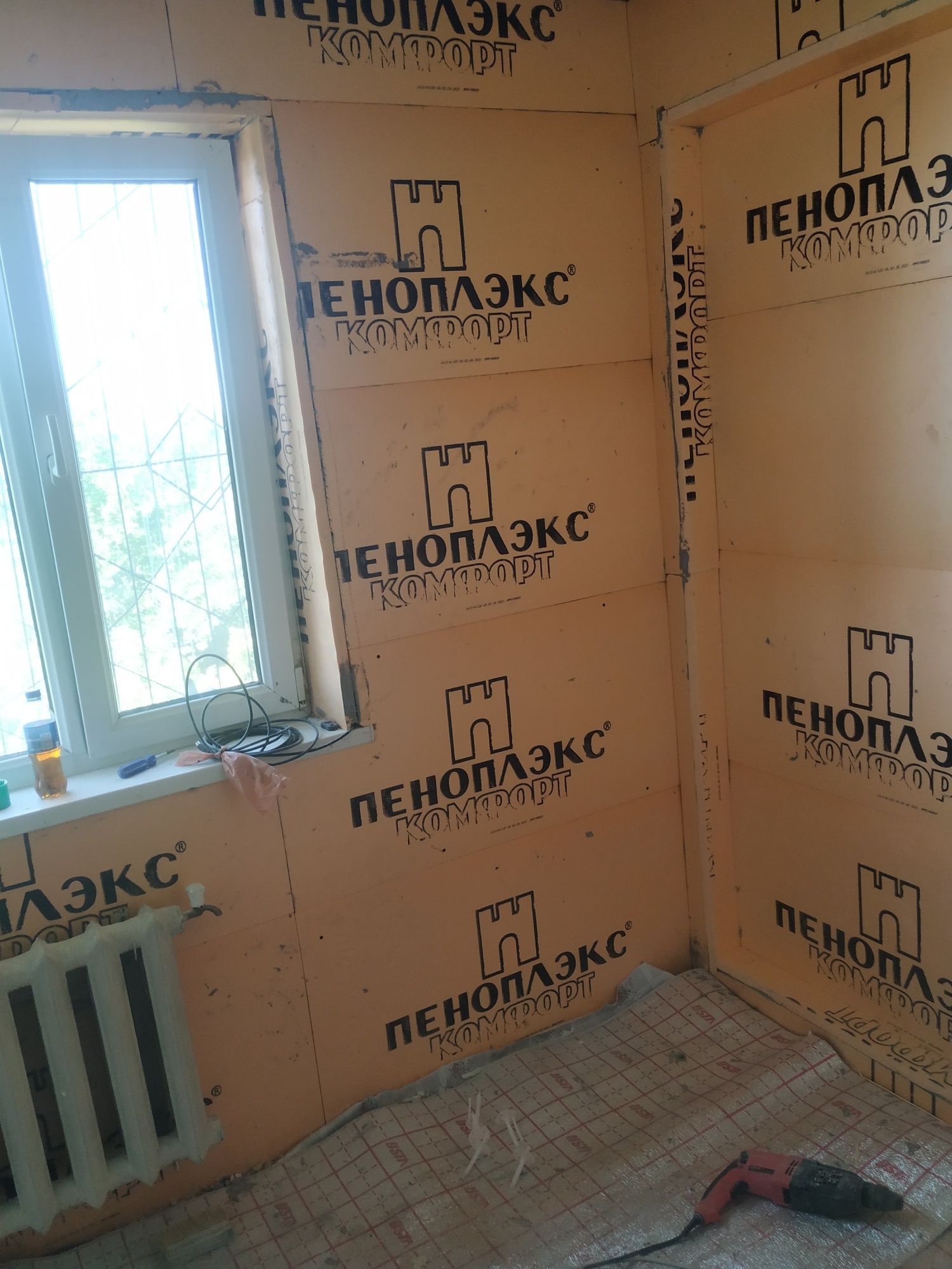Утепление балконов и фосад пиноплекс.Кладка балконов
