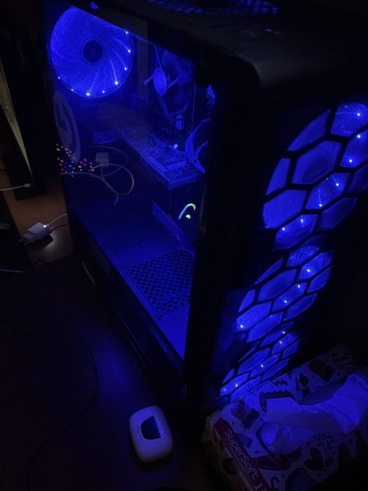 Pc gaming.