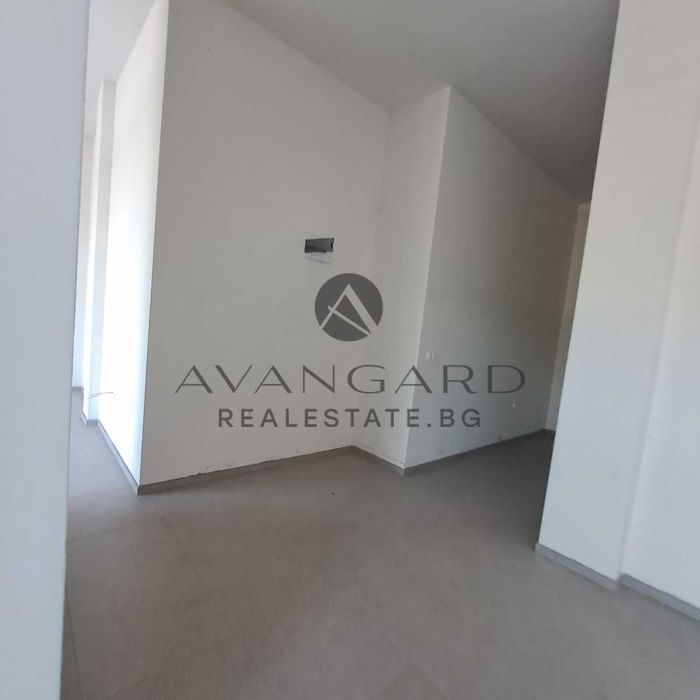 оф.21417 Партерен Магазин до маг. Била 1