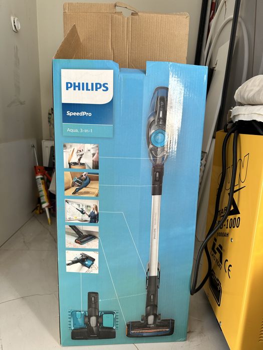 Продам моющий пылесос Philips