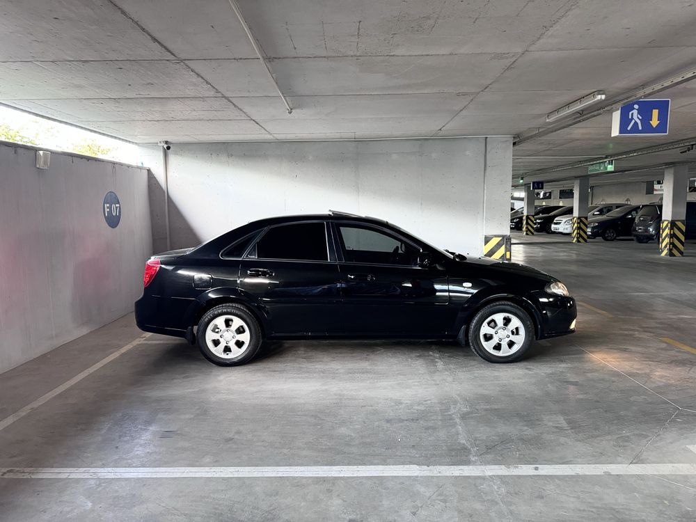 Продам Lacetti (Gentra) в отличном состоянии. Не битая.